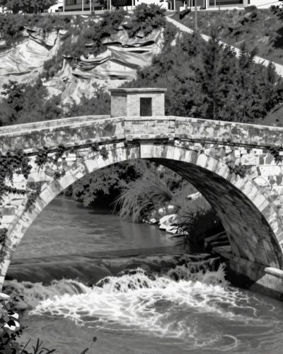 AI-generated illustration of Ponte Romano (Roman Bridge)