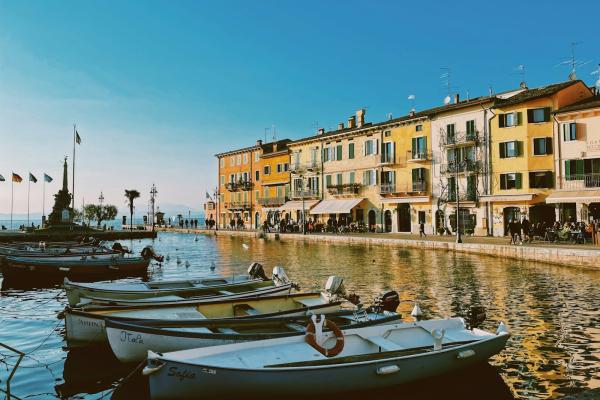Piazza delle Erbe (Sirmione)