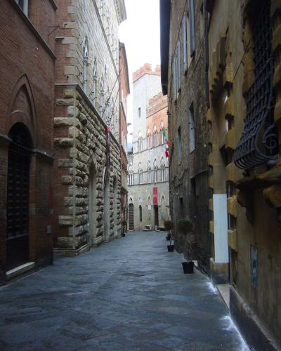 Via di Città, Siena