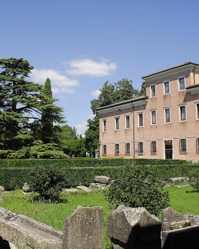 Villa Cassis Faraone, home of the National Archaeological Museum of Aquileia, with its lapidary garden
