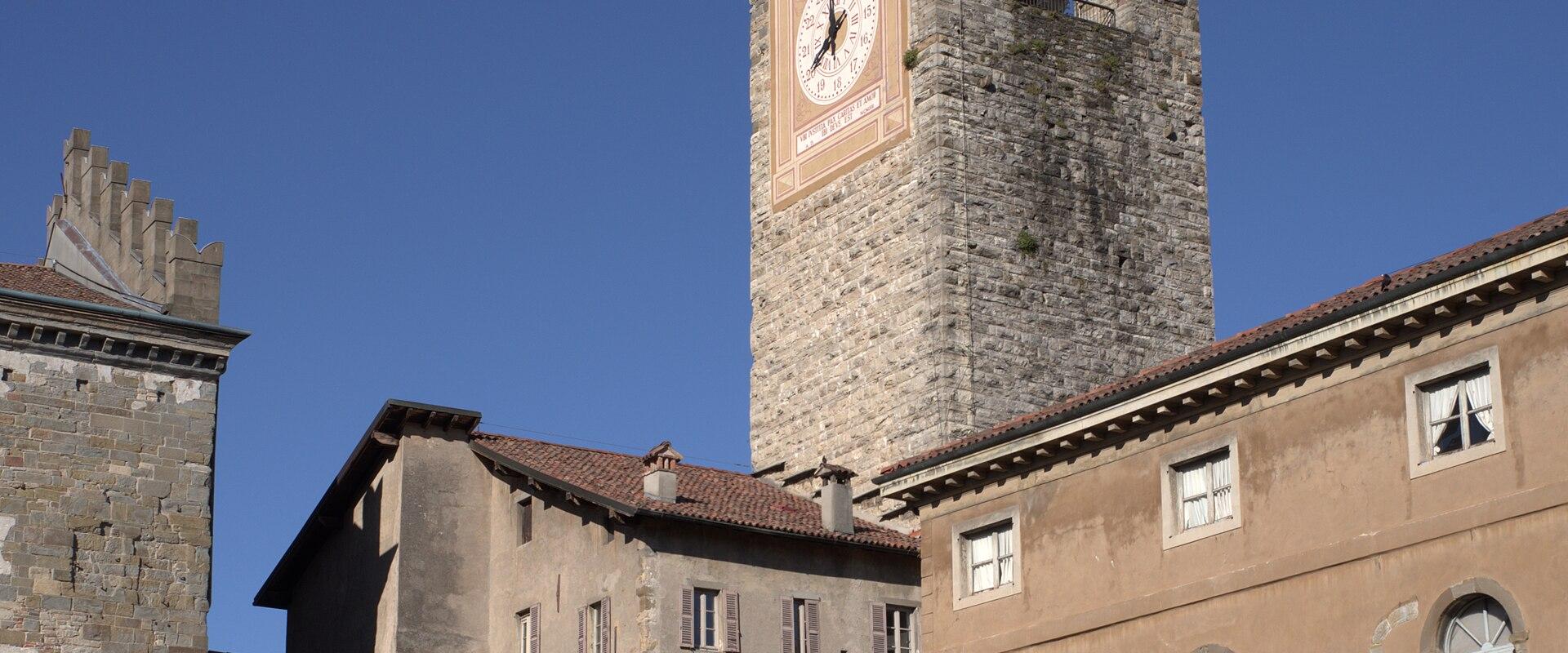 Torre Civica (Campanone)