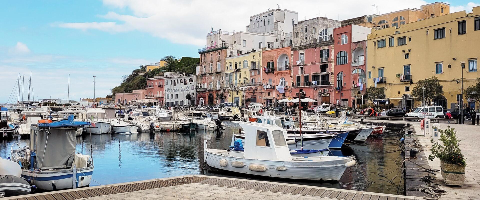 Marina di Procida