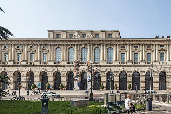 Palazzo della Gran Guardia