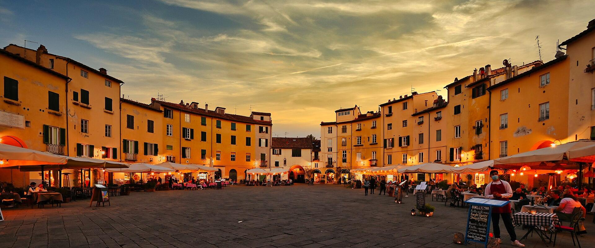 Piazza dell'Anfiteatro