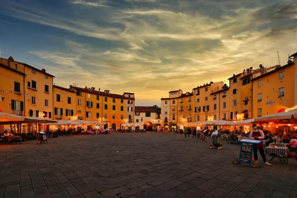 Piazza dell'Anfiteatro