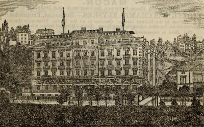 An engraved illustration of a large, multi-story hotel building labeled "HOTEL ET PENSION DE L'EUROPE" with flags on the roof, set against a hillside with other buildings and trees.