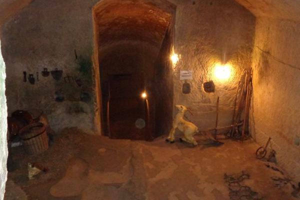 Casa Grotta di Vico Solitario