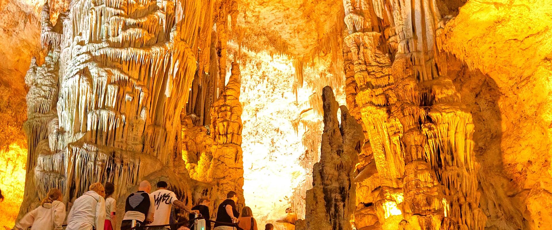 Grotta di Nettuno (Neptune's Grotto)