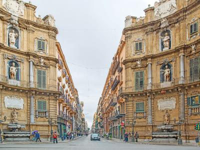 The Baroque corners of the Quattro Canti in Palermo