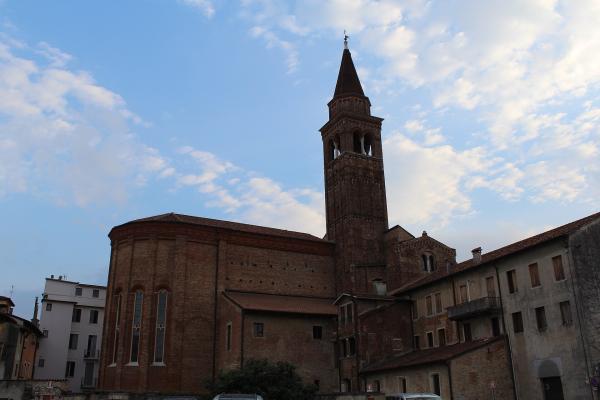 Basilica of Santa Corona