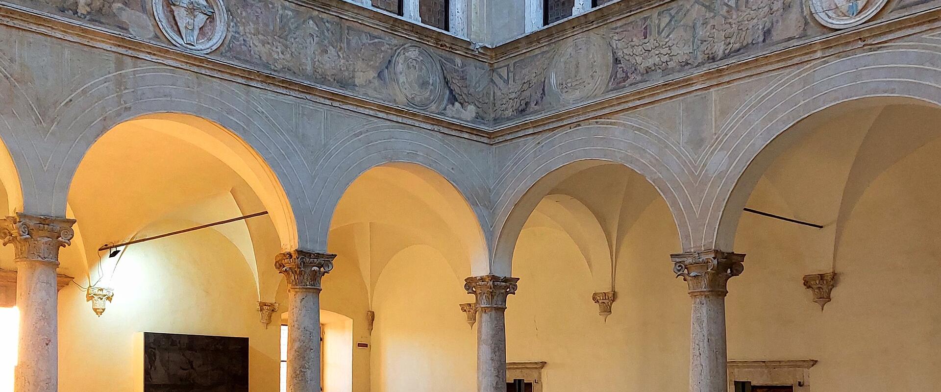 Palazzo Piccolomini