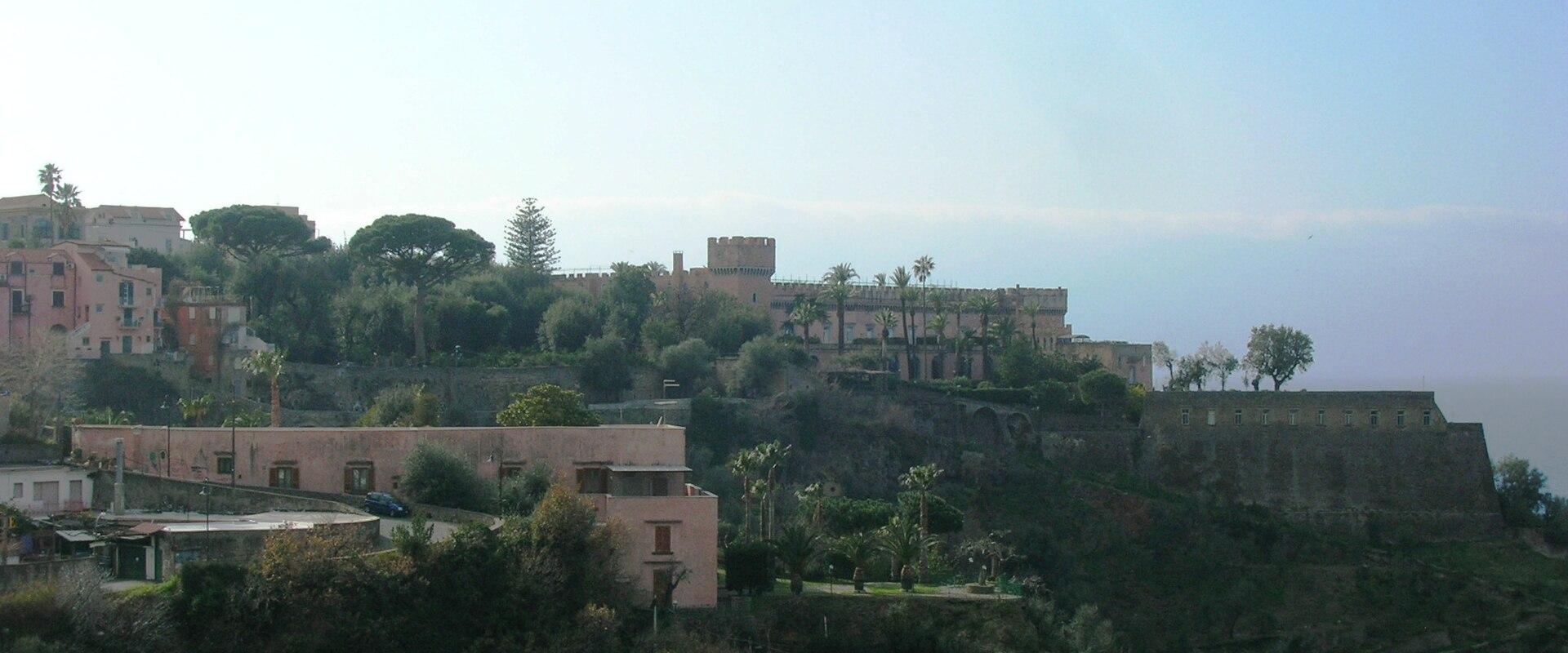 Castello di Vico Equense