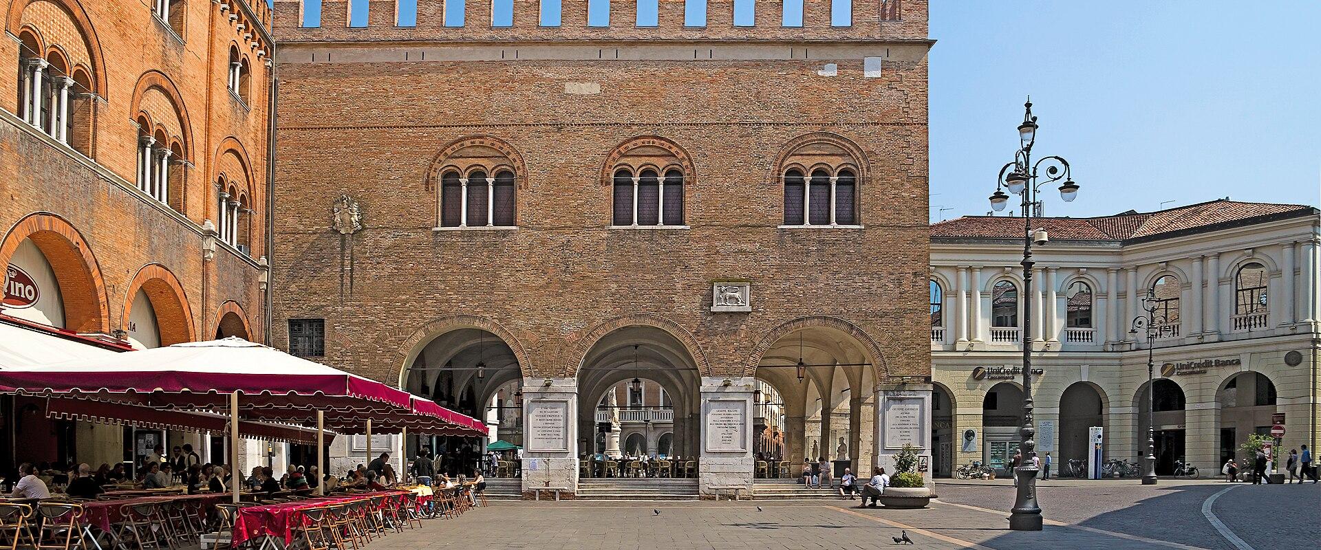 Palazzo dei Trecento