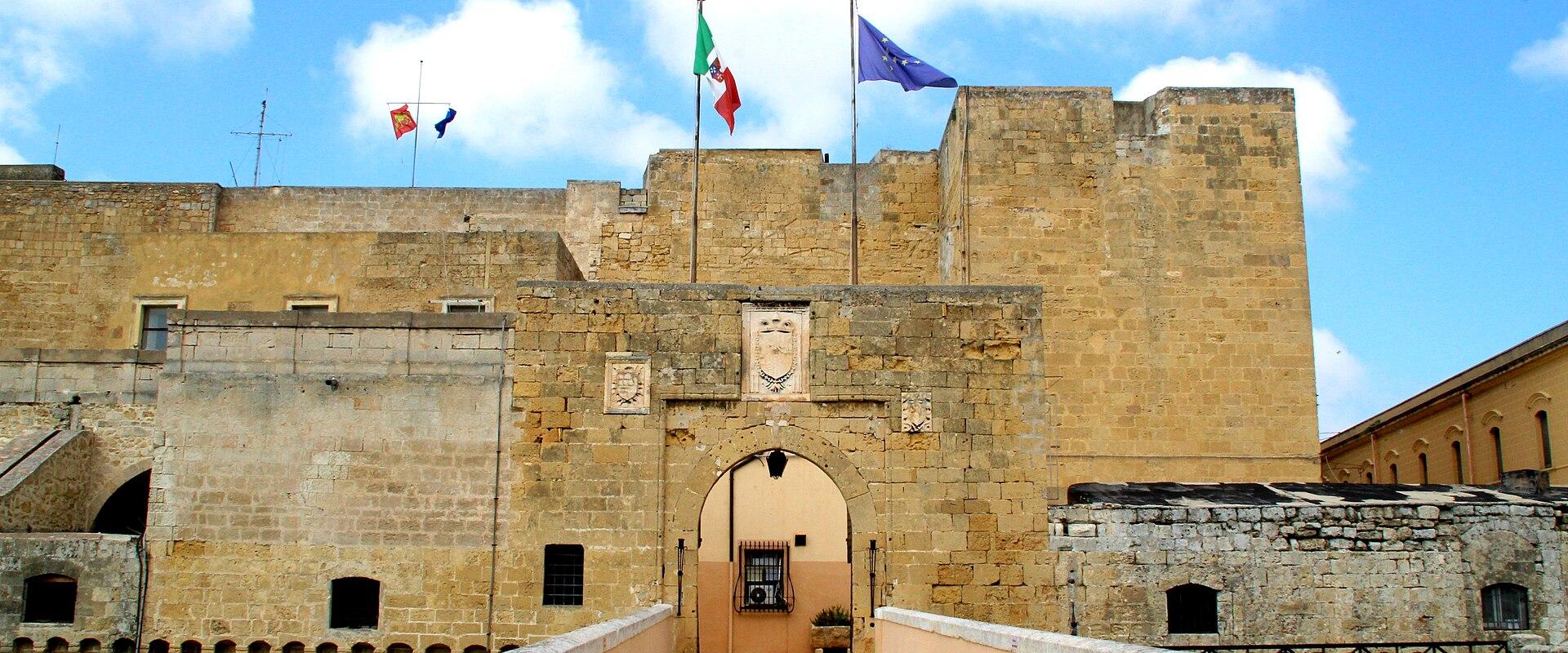Aragonese Castle (Castello Svevo-Aragonese)