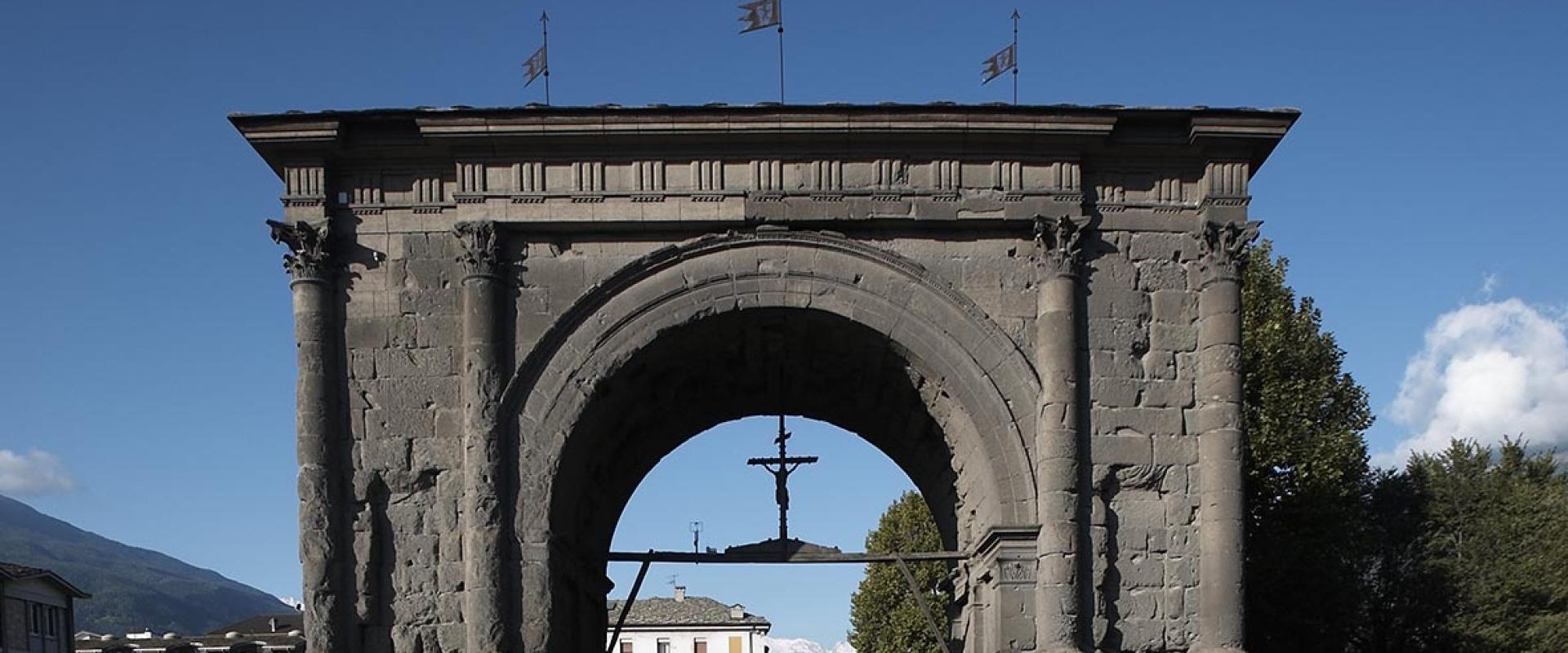 Arch of Augustus