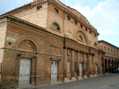 Teatro Raffaello Sanzio, Urbino