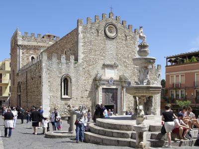 Taormina Cathedral and the fountain on Piazza Duomo