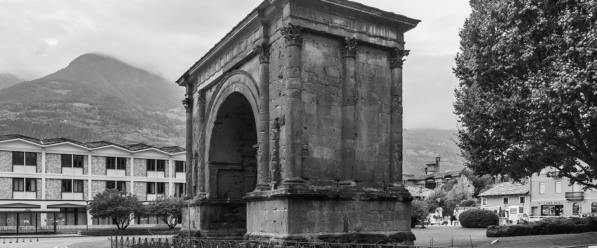 Arch of Augustus