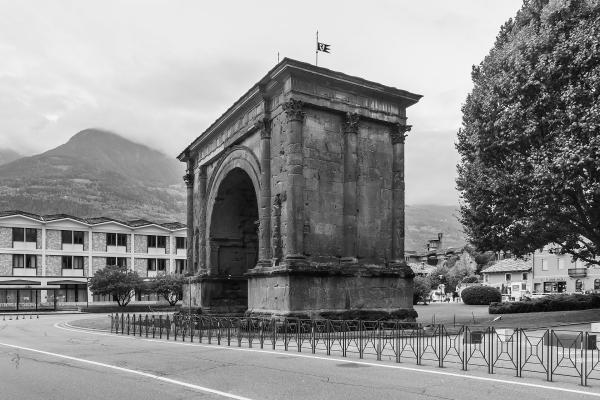 Arch of Augustus