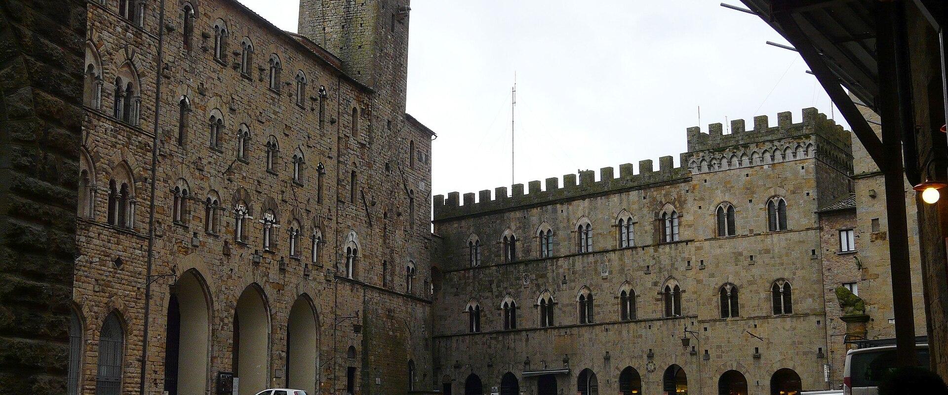 Piazza dei Priori