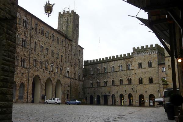 Piazza dei Priori
