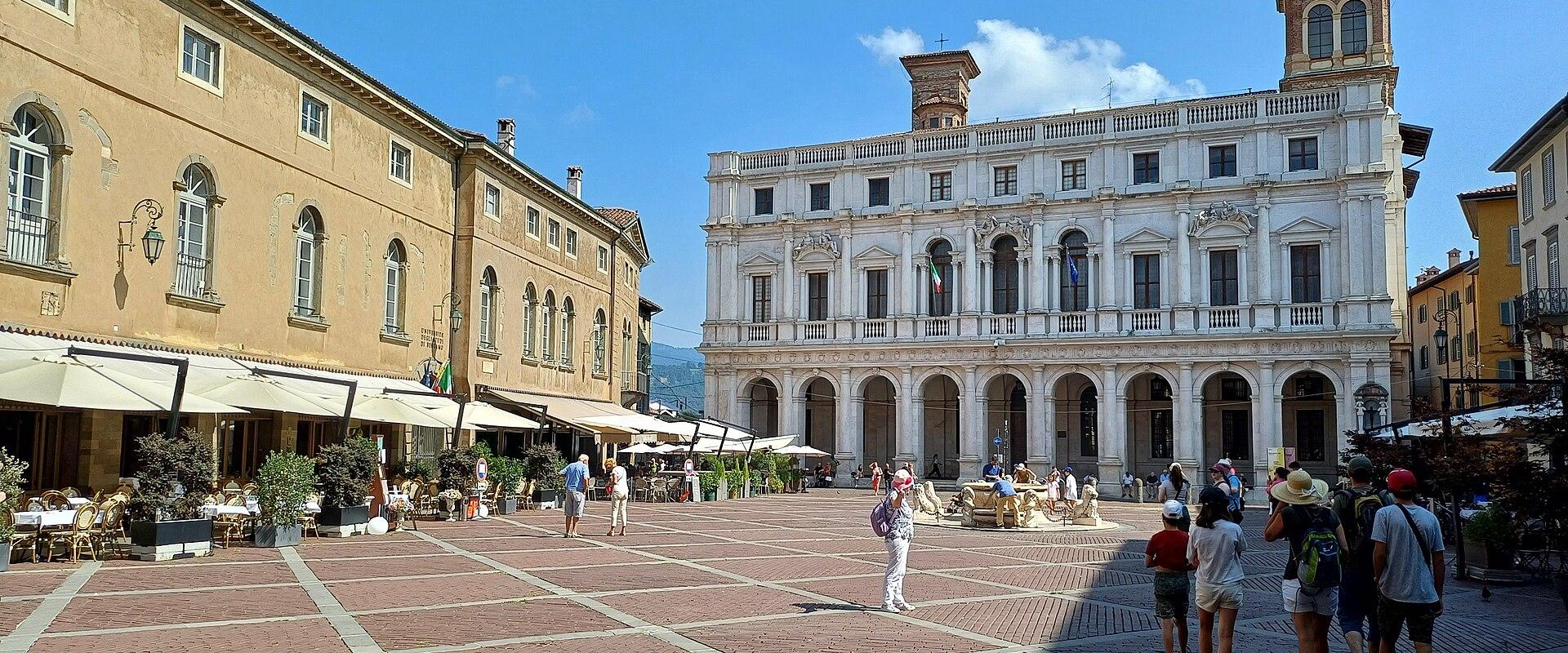 Piazza Vecchia