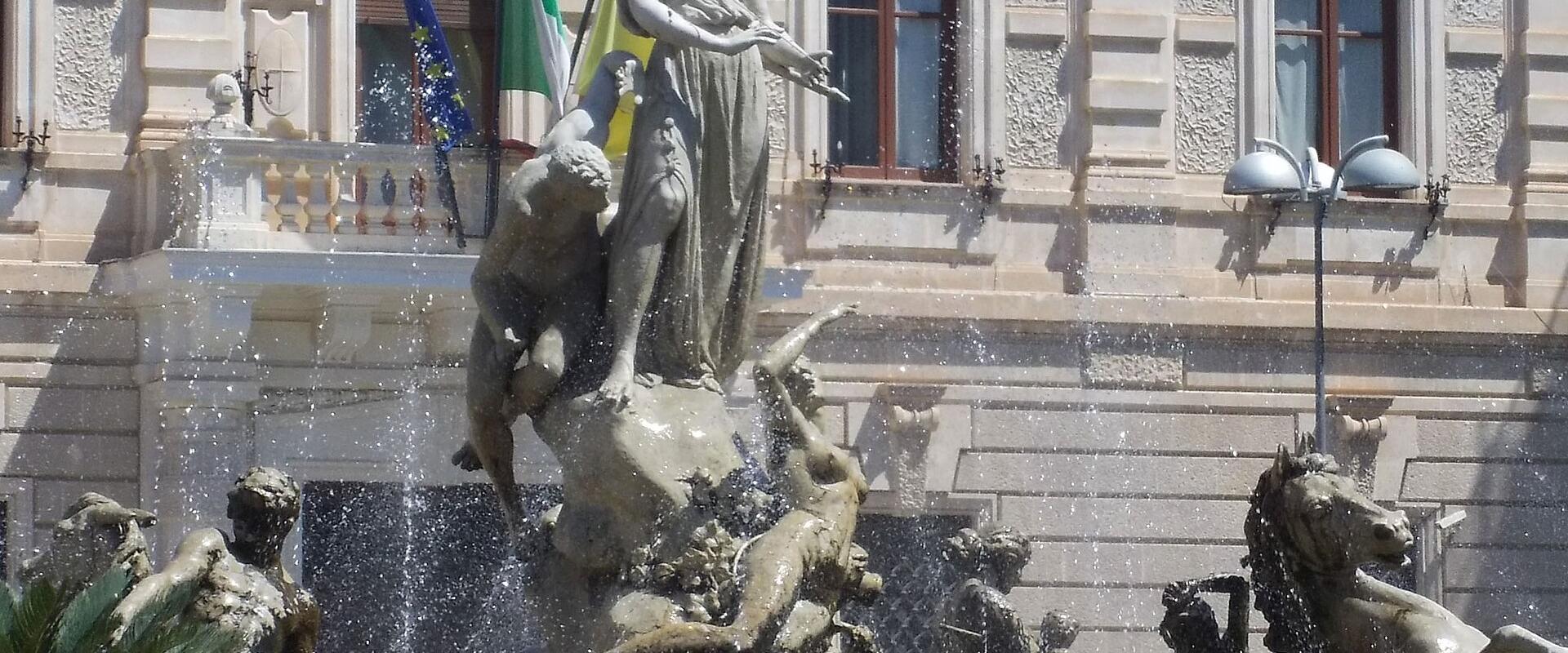 Fontana di Artemide